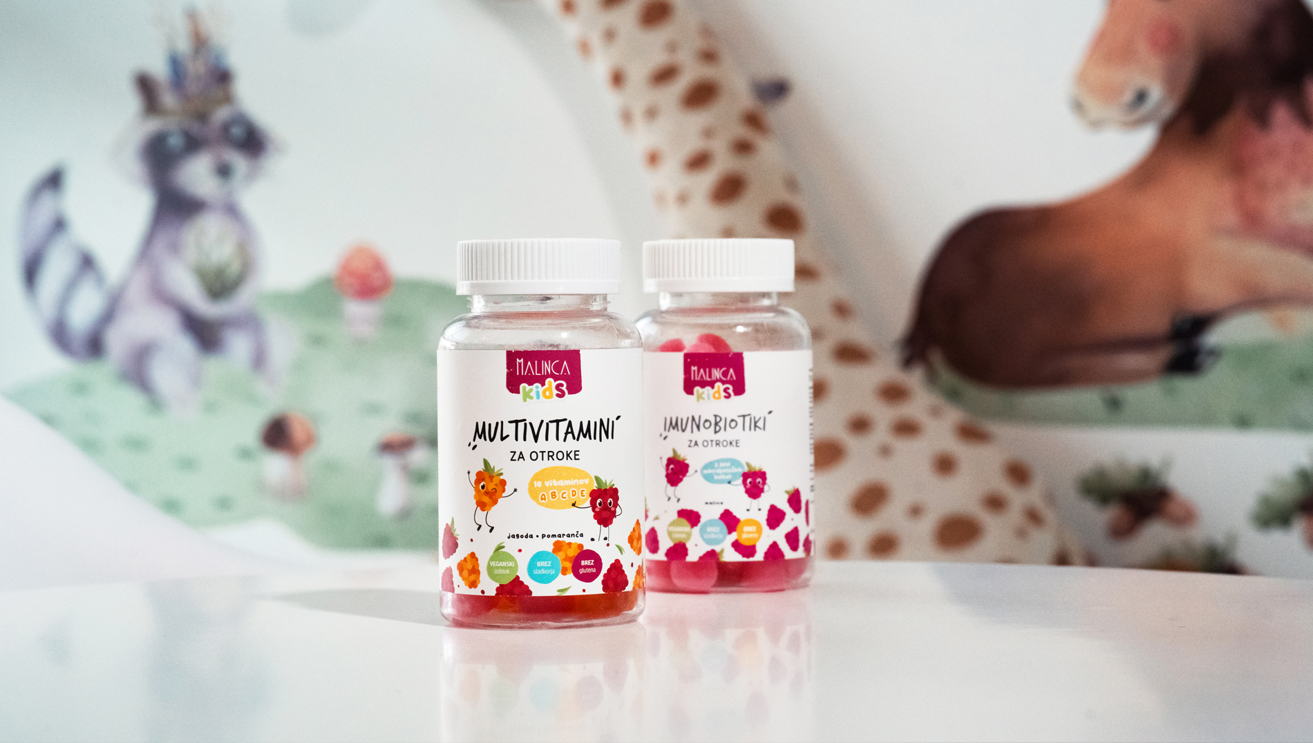 NEU! MALINCA KIDS
Imunobiotika und Multivitamine für Kinder
Sichere und bewährte Gummibonbons in leckeren Geschmacksrichtungen für ein starkes Immunsystem und eine gesunde Entwicklung unserer Kinder.