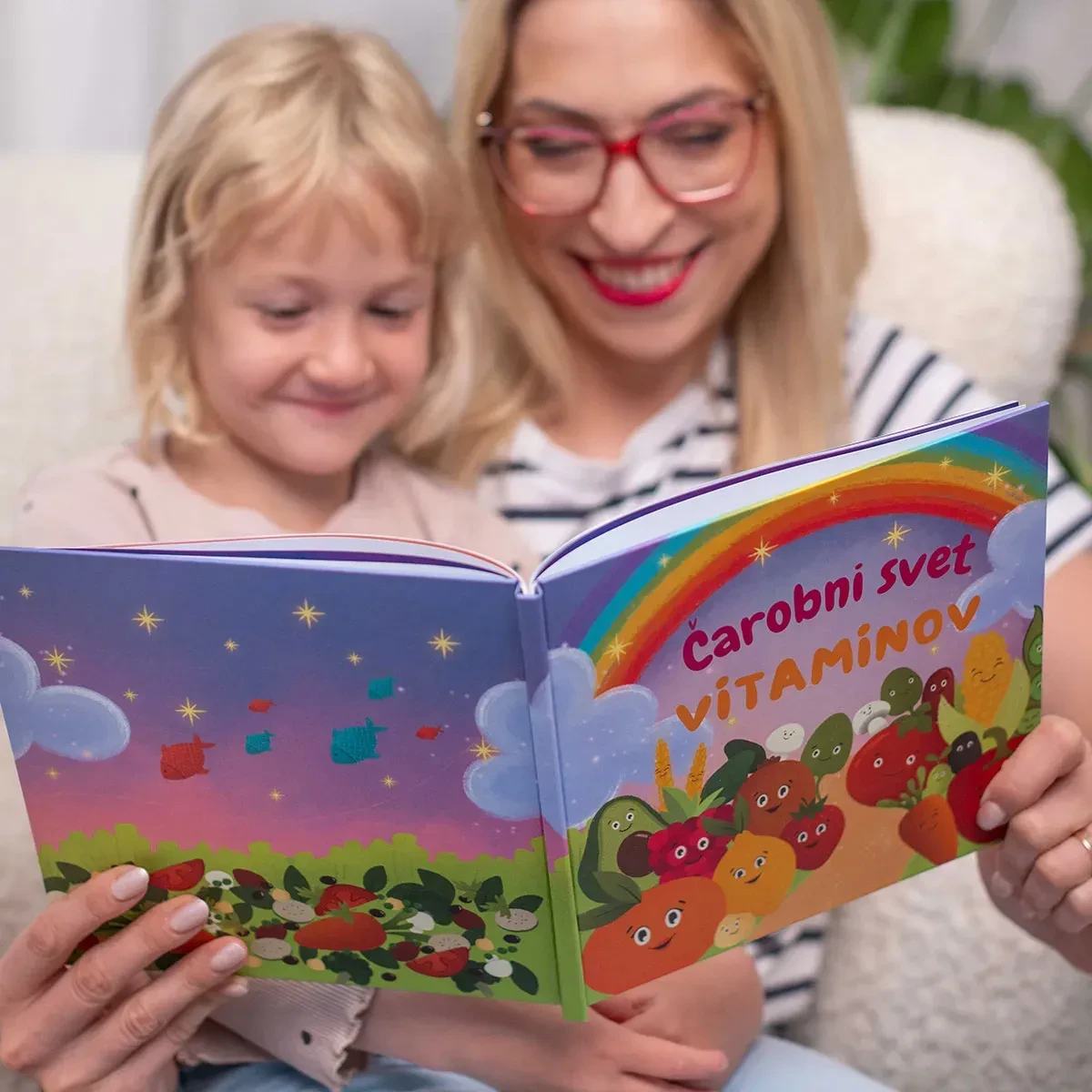 Paket multivitamini in knjiga za otroke