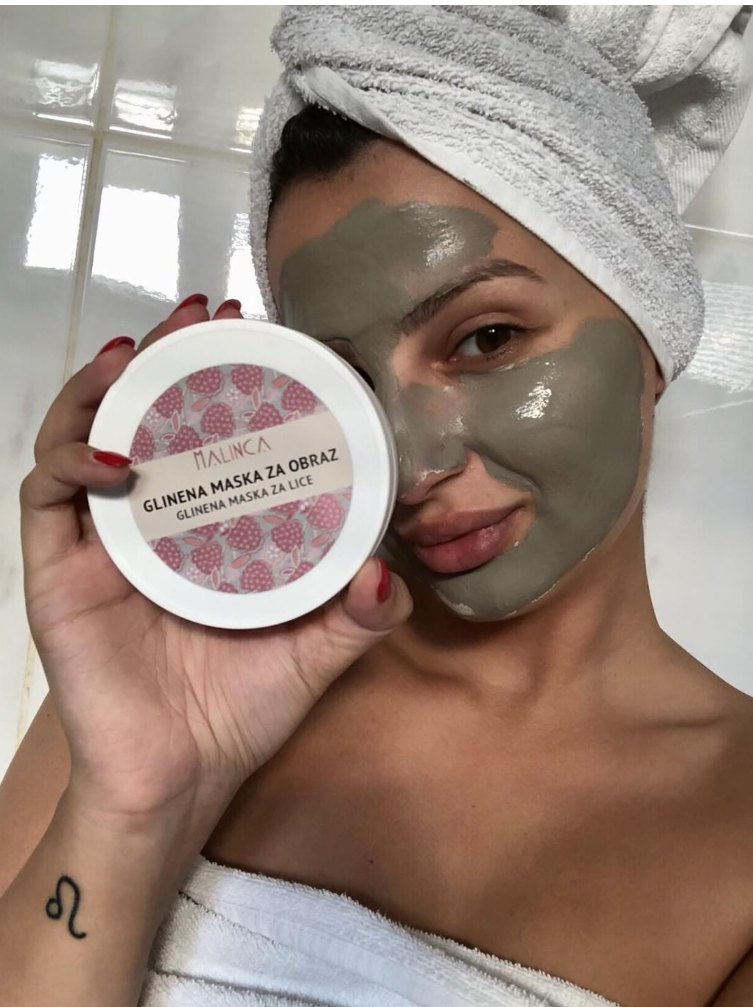 Tonerde Maske