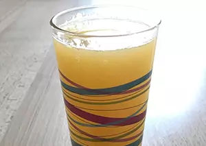 Svež sadni sok 