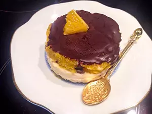 Sočna jaffa tortica brez peke 