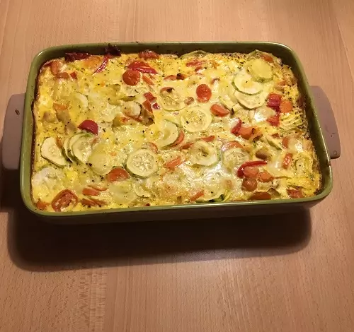 Low carb zelenjavni narastek s piščancem