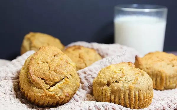 Jabolčni muffini 
