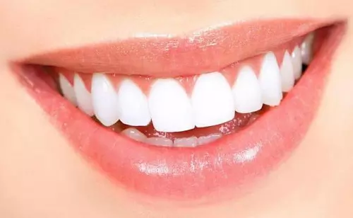 Nasveti za zdrave dlesni in popoln nasmeh
