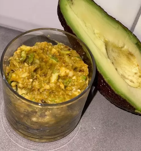 Avokadov namaz – guacamole 