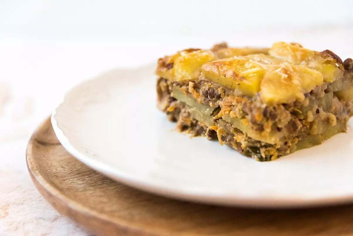 Najboljša veganska zelenjavna musaka z lečo