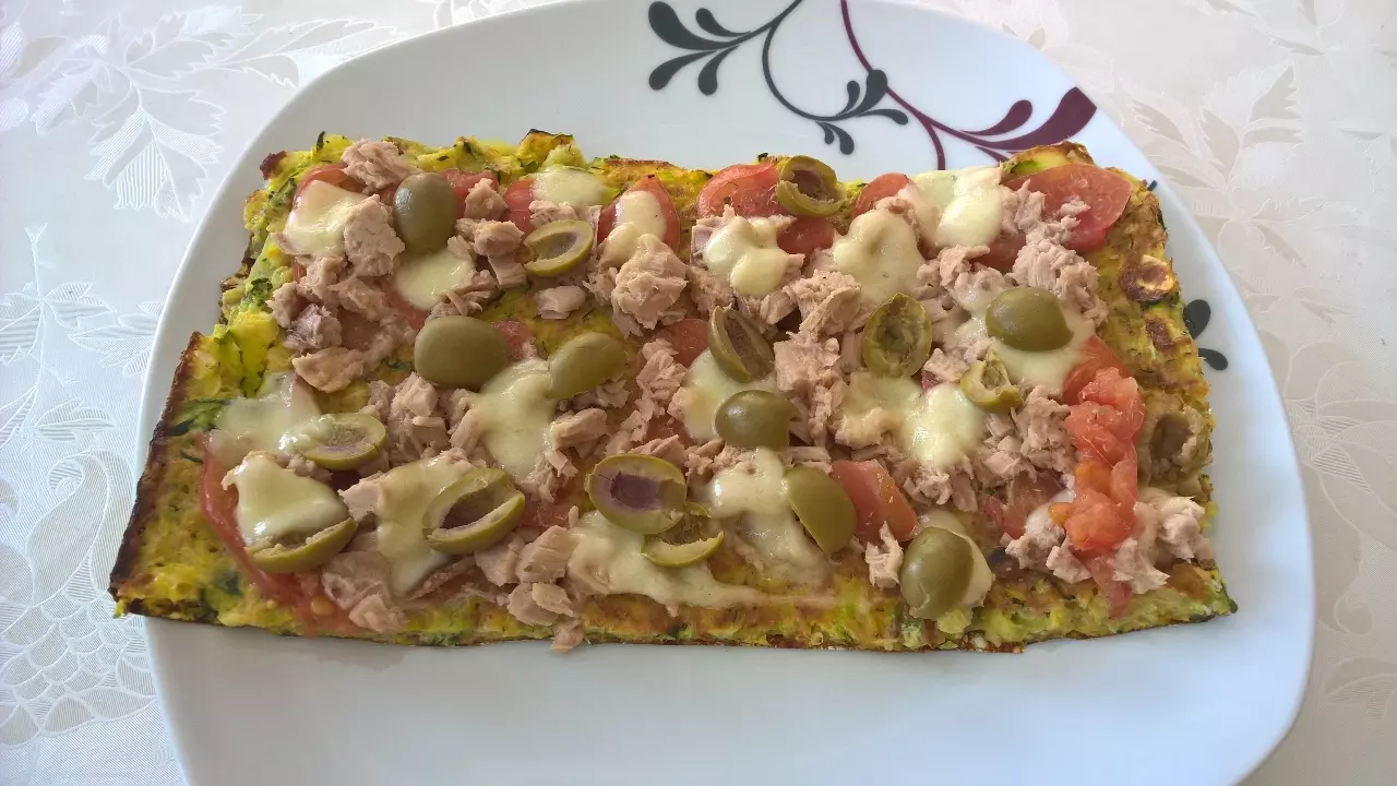 Pizza z bučkinim testom