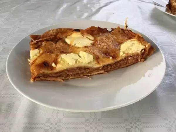 Mesna lazanja s tortiljami
