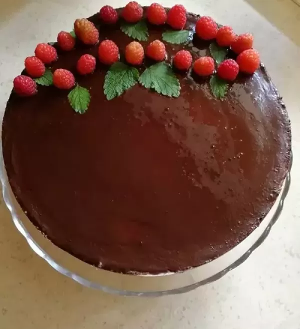 Lchf veganska čoko-malina torta