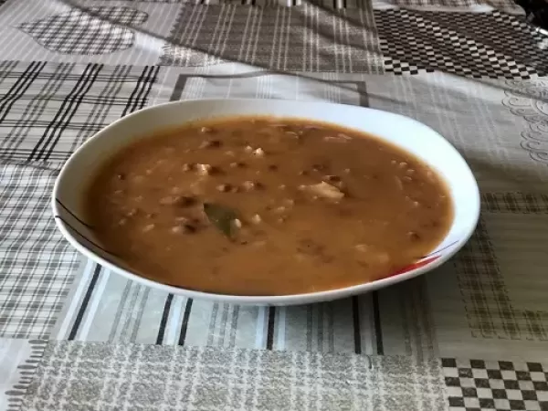 (Serbische) Bohnensuppe