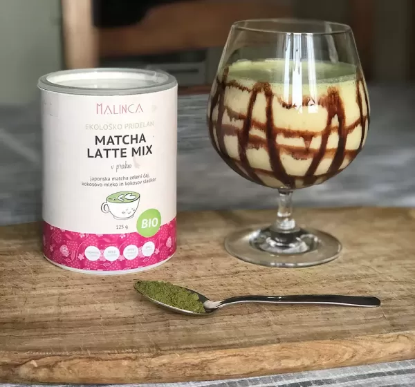Milkshake z matcho Latte mixom