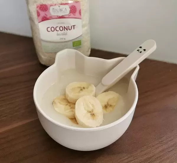 Zdrob s kokosom in banano (za dojenčke)