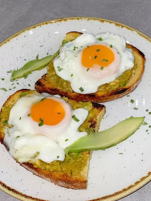 Klassisches Frühstück – Eier (aus der Mikrowelle)