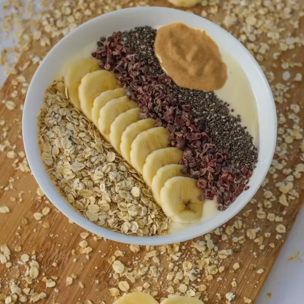 Pina colada smoothie bowl