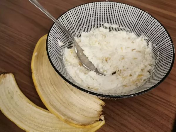 Skutni namaz z banano