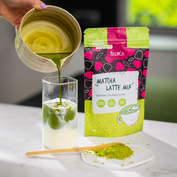Ledeni matcha latte