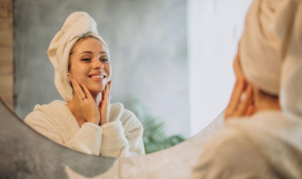 Fotografija PREVERJENO: Učinki Seruma Retinol+, ki so jih potrdile uporabnice