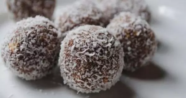 VIDEO: Presne kroglice s kokosom