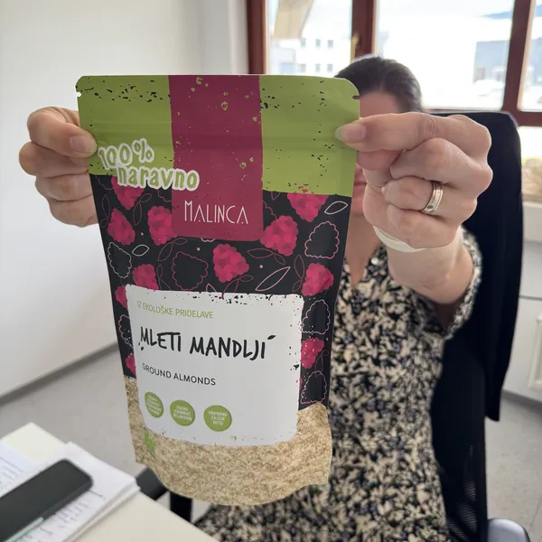 Mandljeva moka (mleti mandlji) bio